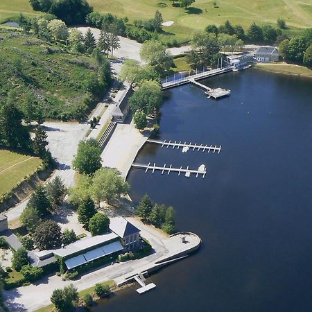 Logis Hotel Du Lac Neuvic  Kültér fotó
