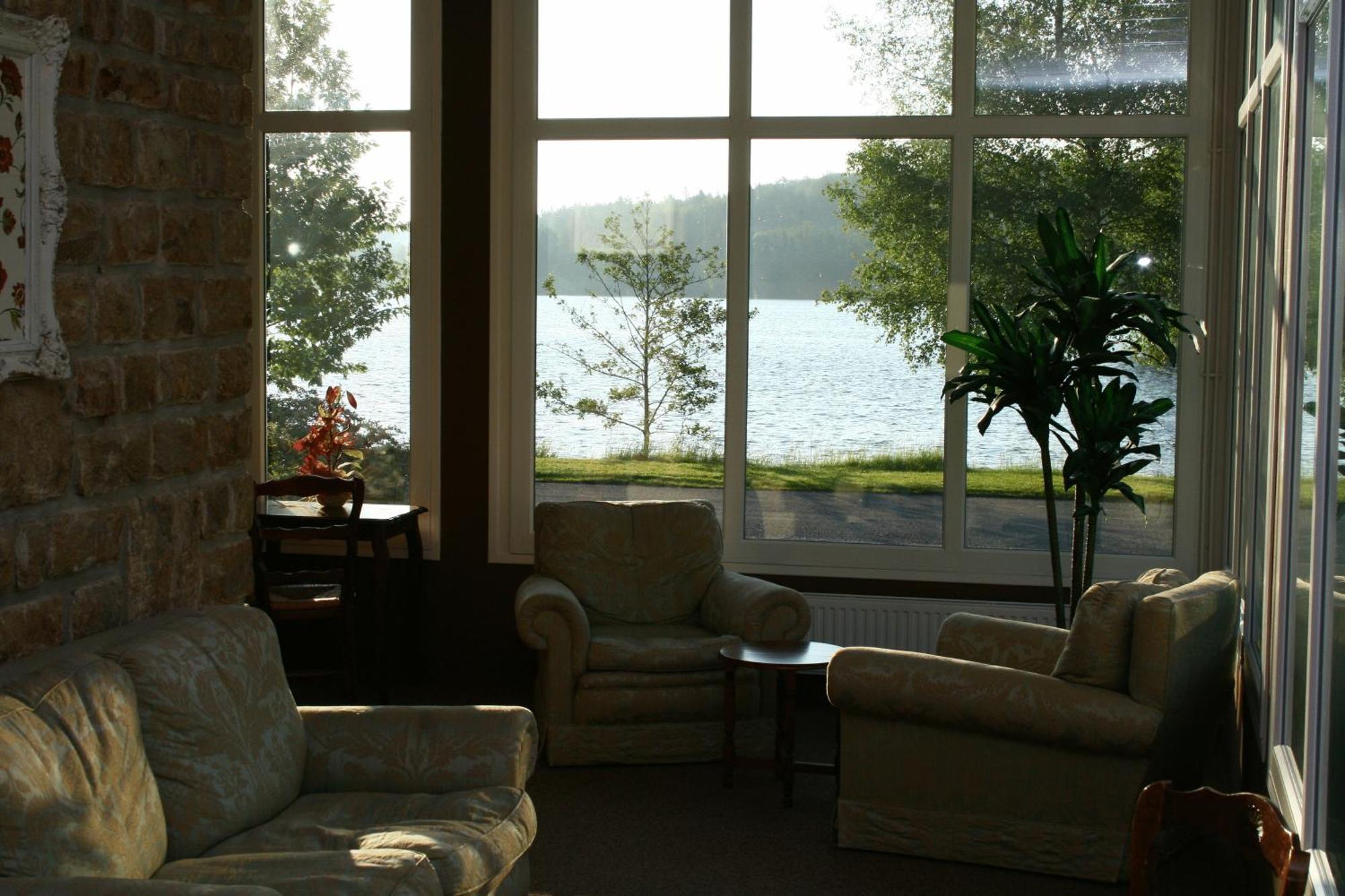 Logis Hotel Du Lac Neuvic  Kültér fotó